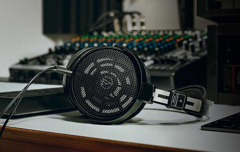 Audio-Technica ATH-R30x 監聽耳機